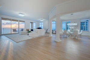 Living and Dining Room1b