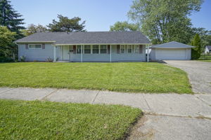  Photo 0