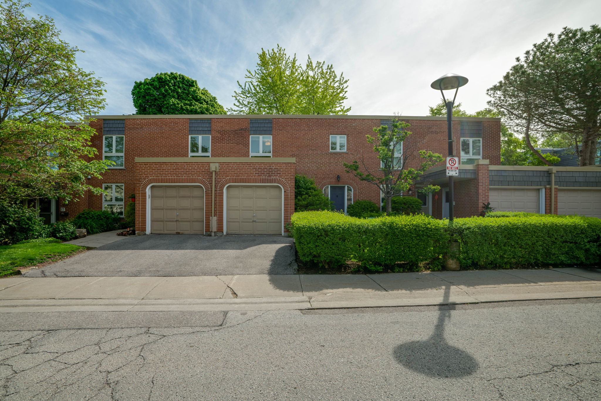 11 Scenic Millway, Toronto ON