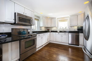  11 Ship St, Hingham, MA 02043, US Photo 12