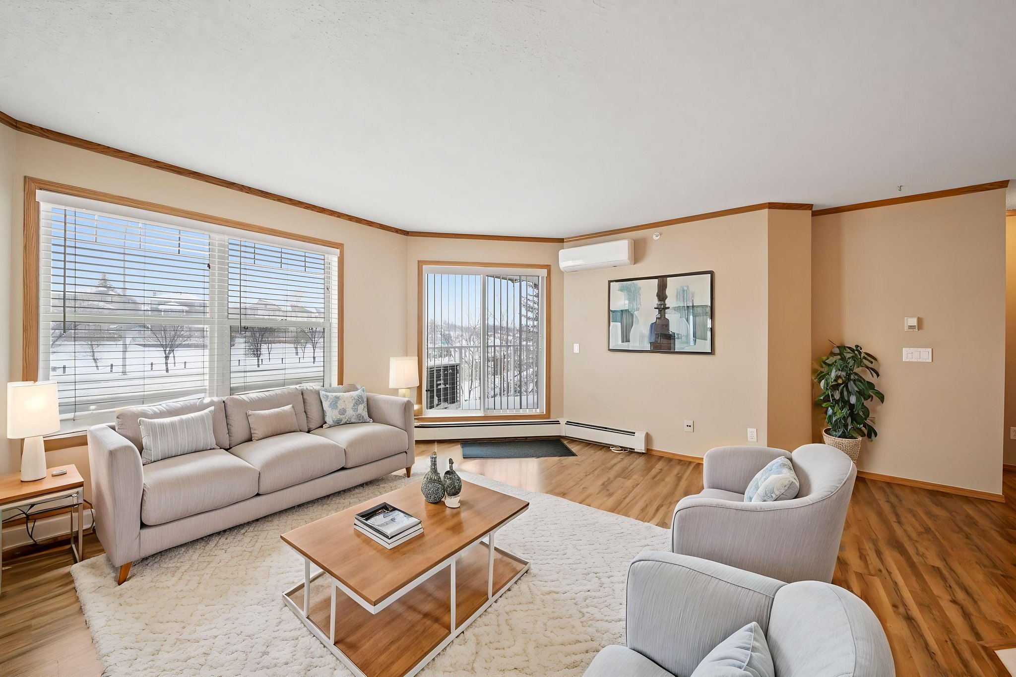 IMG_7399 virtually staged.jpeg