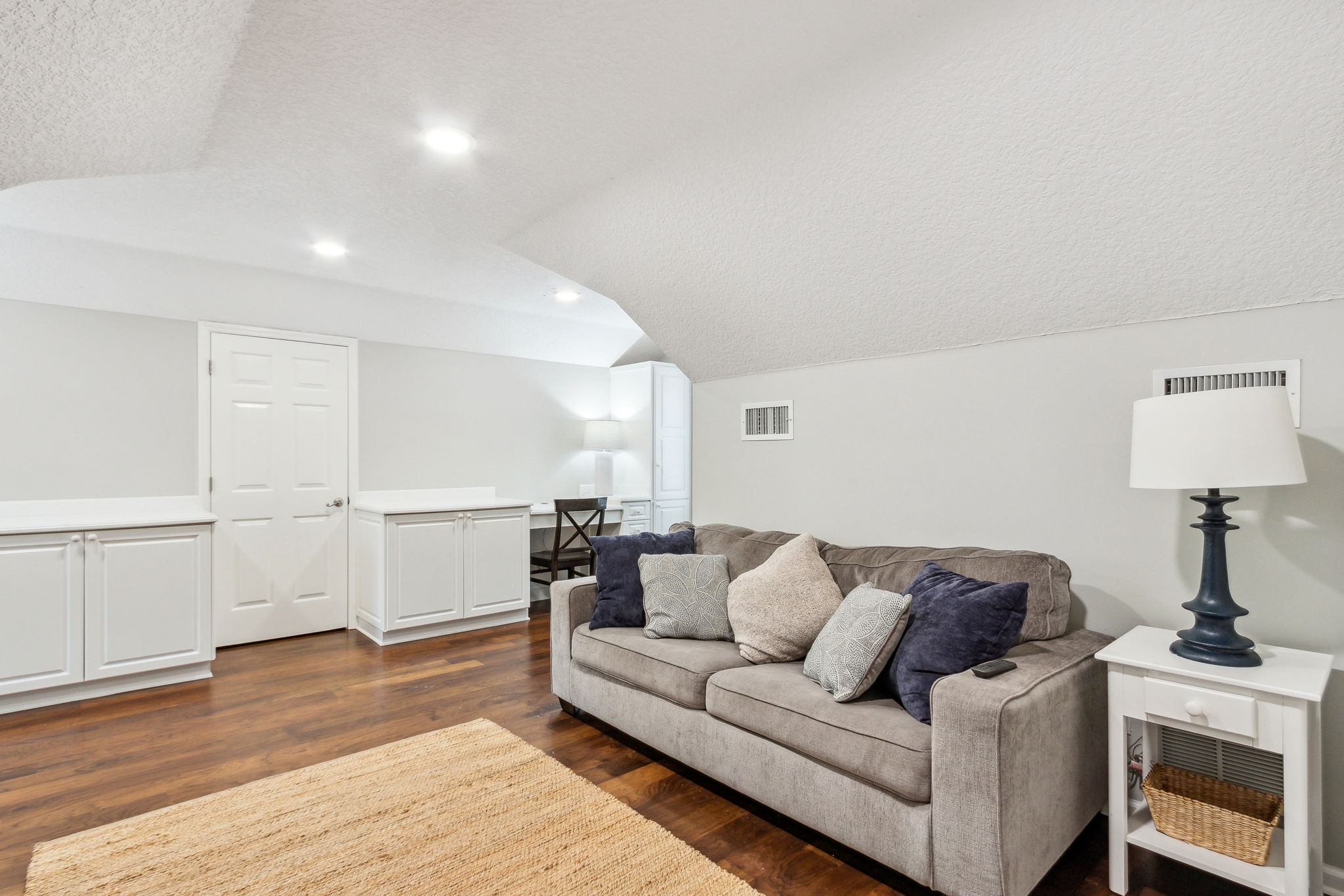 Upstairs Bonus Room