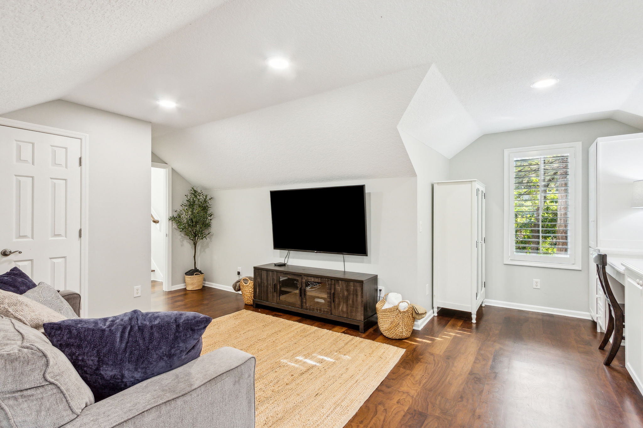 Upstairs Bonus Room