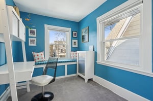 Office/Bedroom with built in window seat