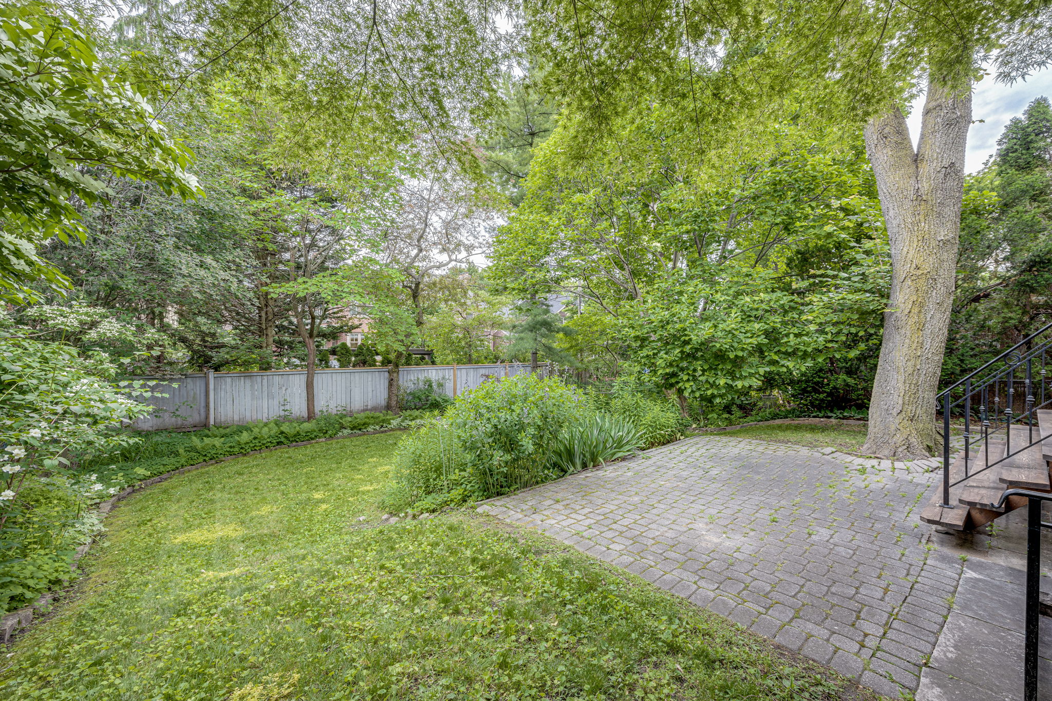 Toronto property showcase — delivered property photograph 66