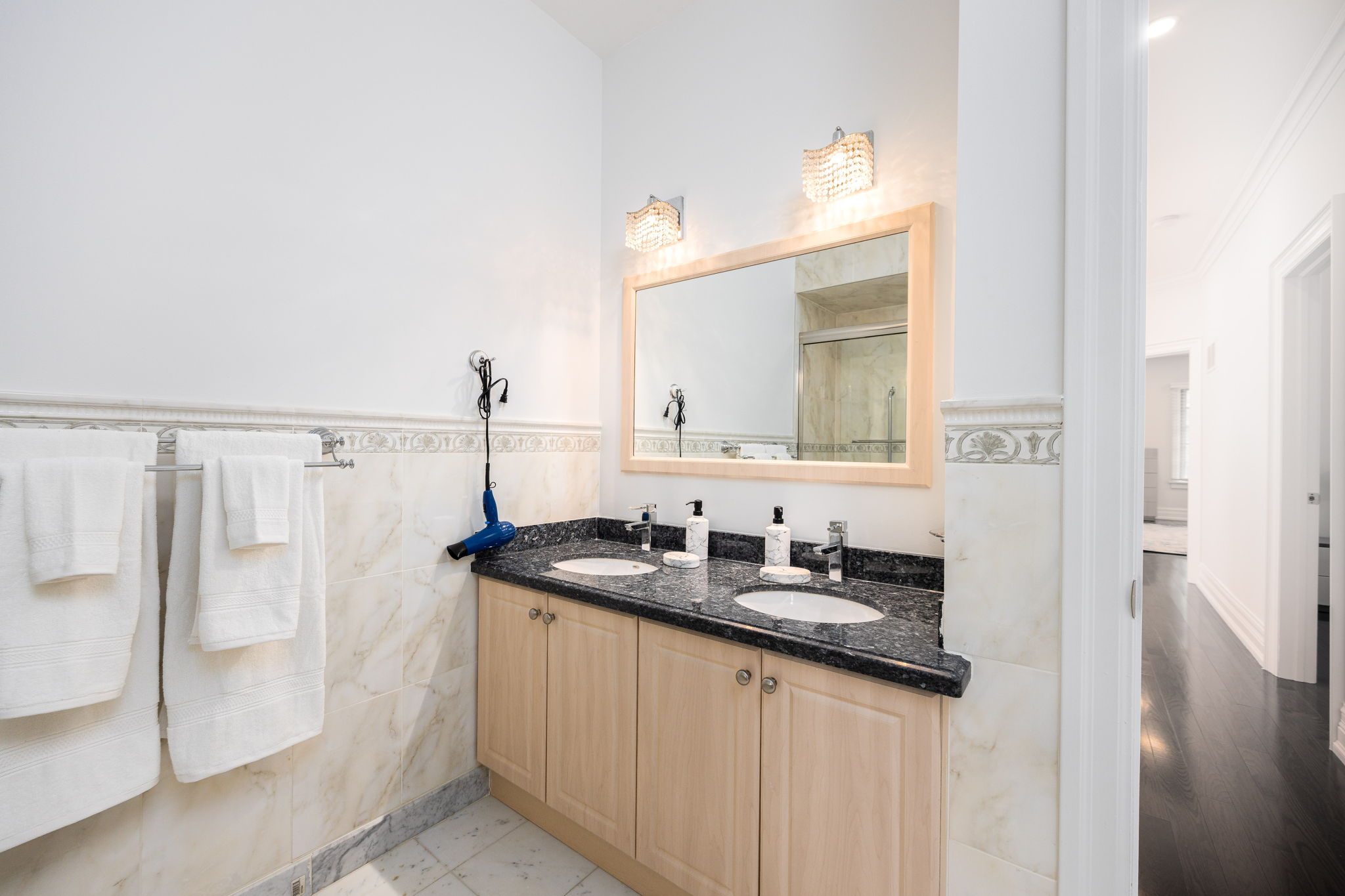 Toronto property showcase — delivered property photograph 19