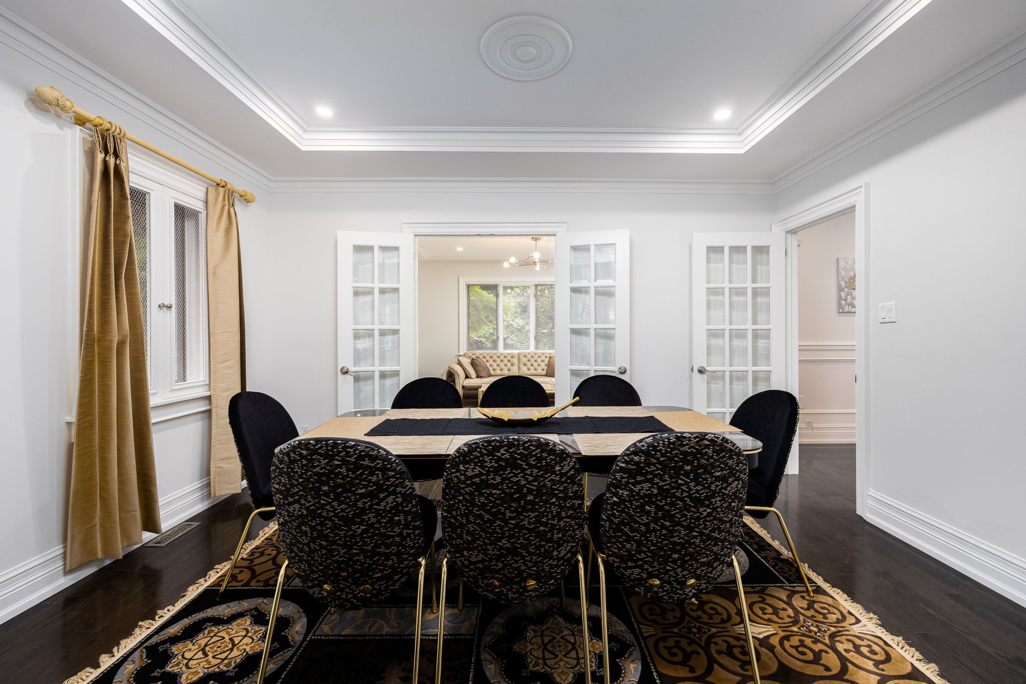 Toronto property showcase — delivered property photograph 8