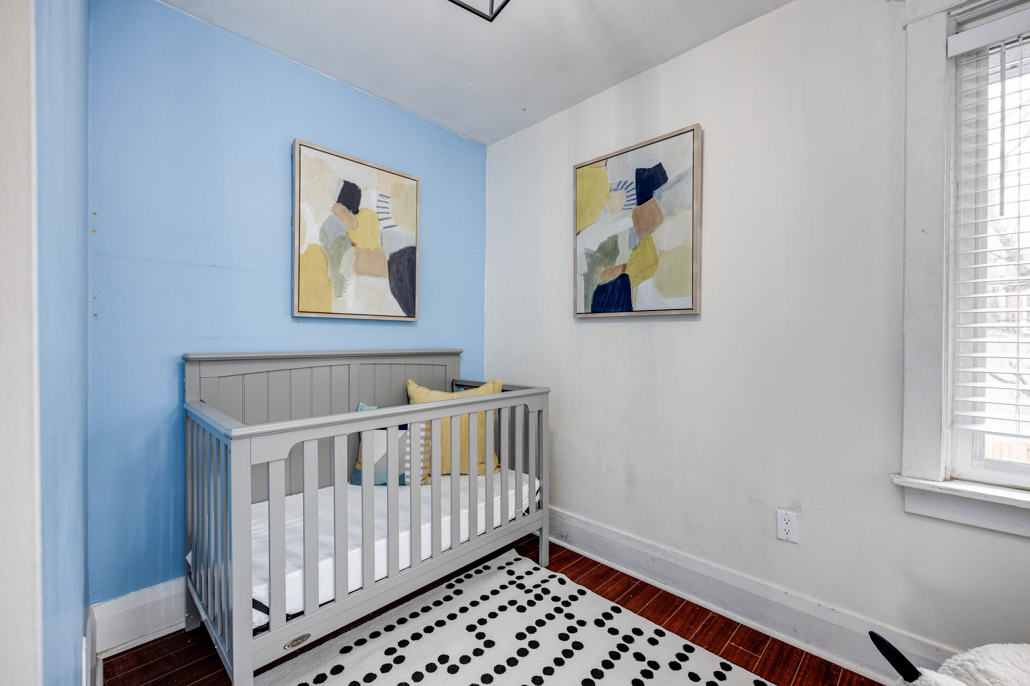 Toronto property showcase — delivered property photograph 29