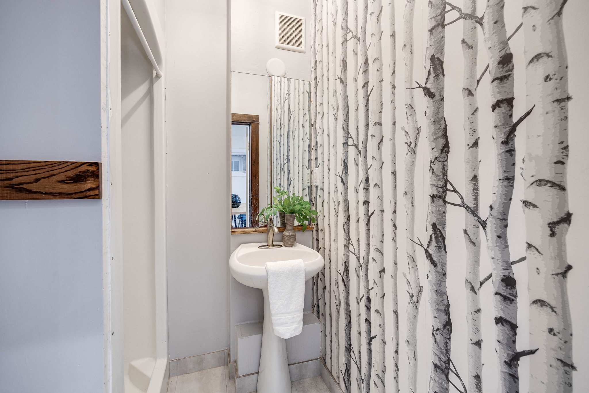 Toronto property showcase — delivered property photograph 22