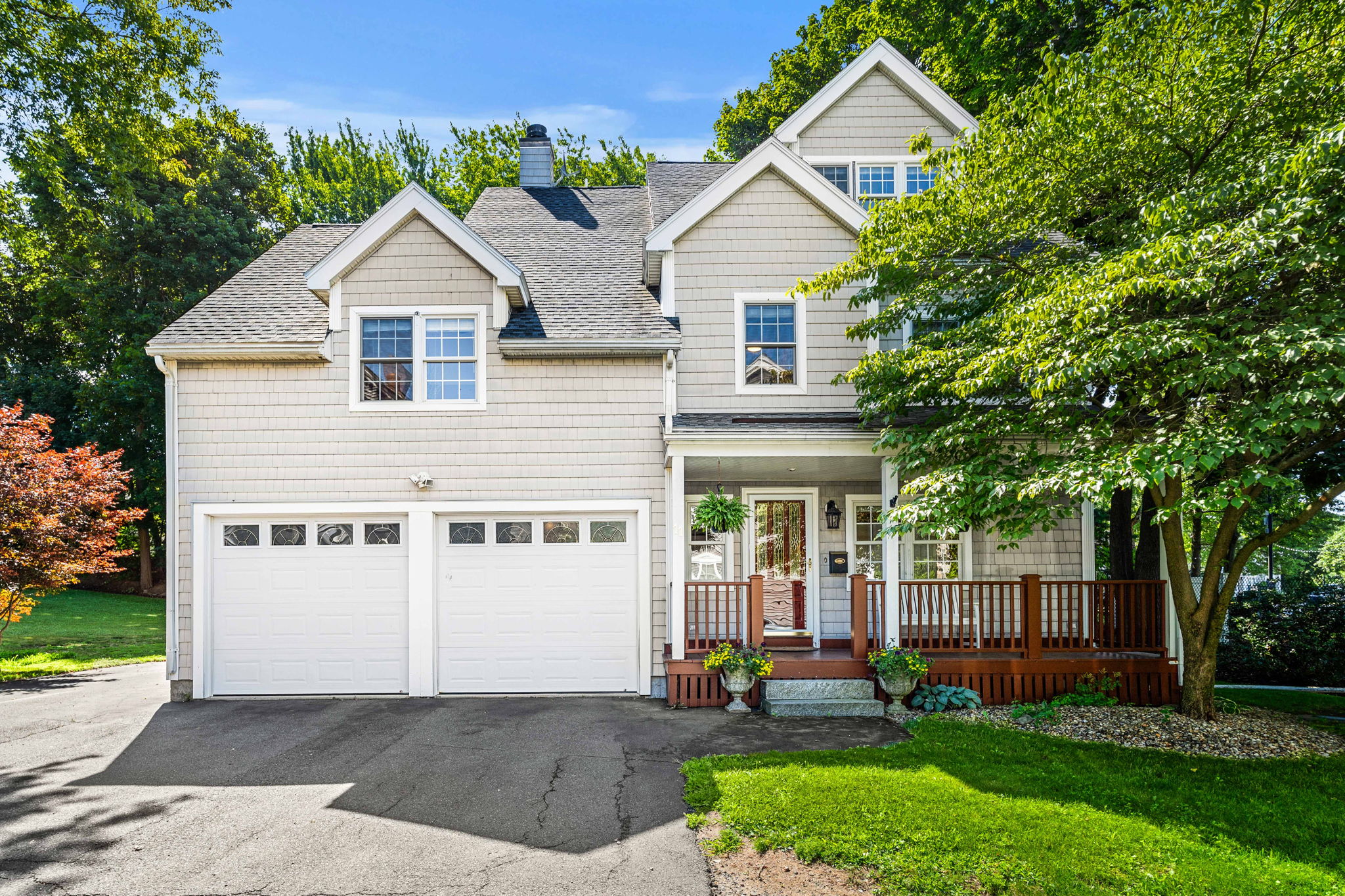 11 Woodbury Ct, Salem, MA 01970, USA Photo 2