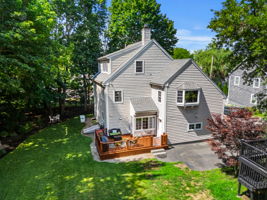 11 Woodbury Ct, Salem, MA 01970, USA Photo 10