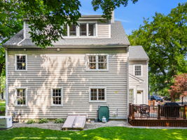 11 Woodbury Ct, Salem, MA 01970, USA Photo 13
