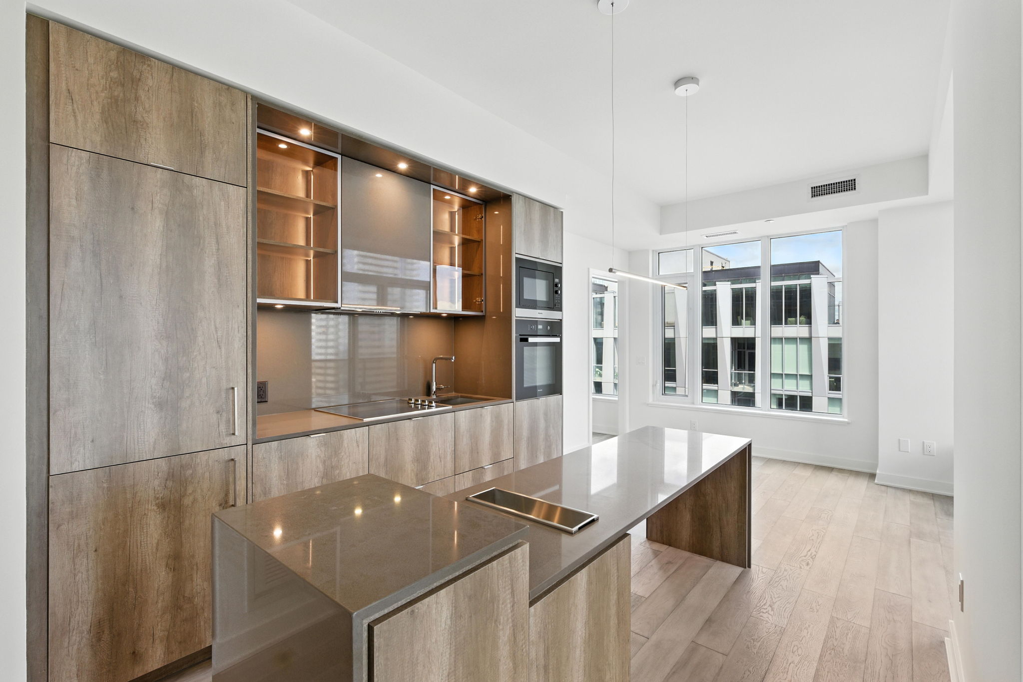 Toronto property showcase — delivered property photograph 6
