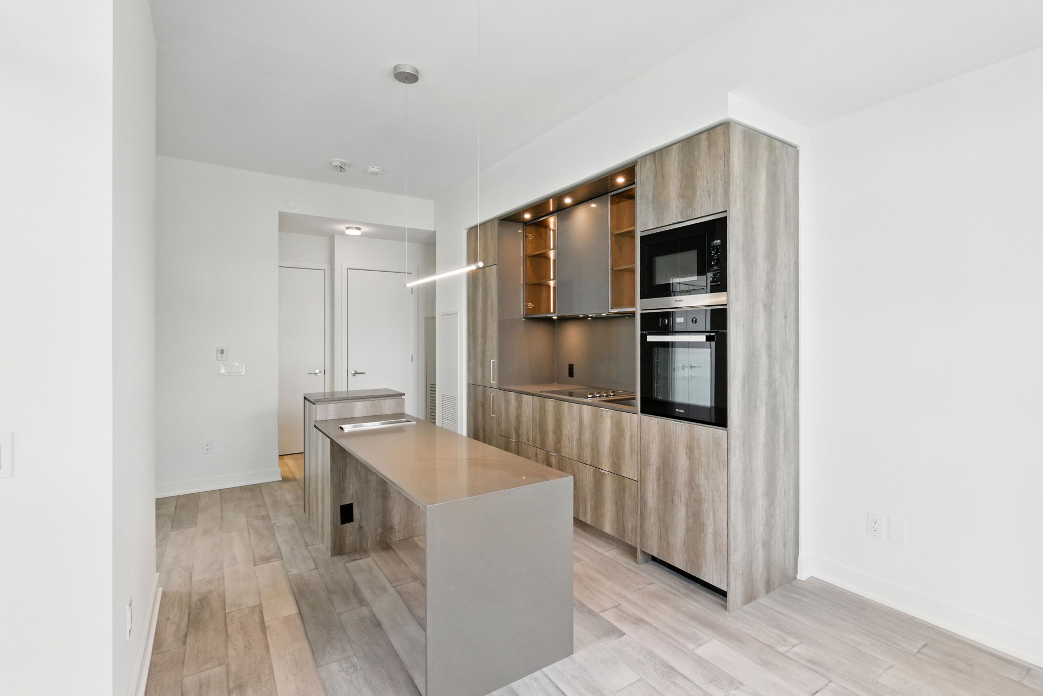 Toronto property showcase — delivered property photograph 8