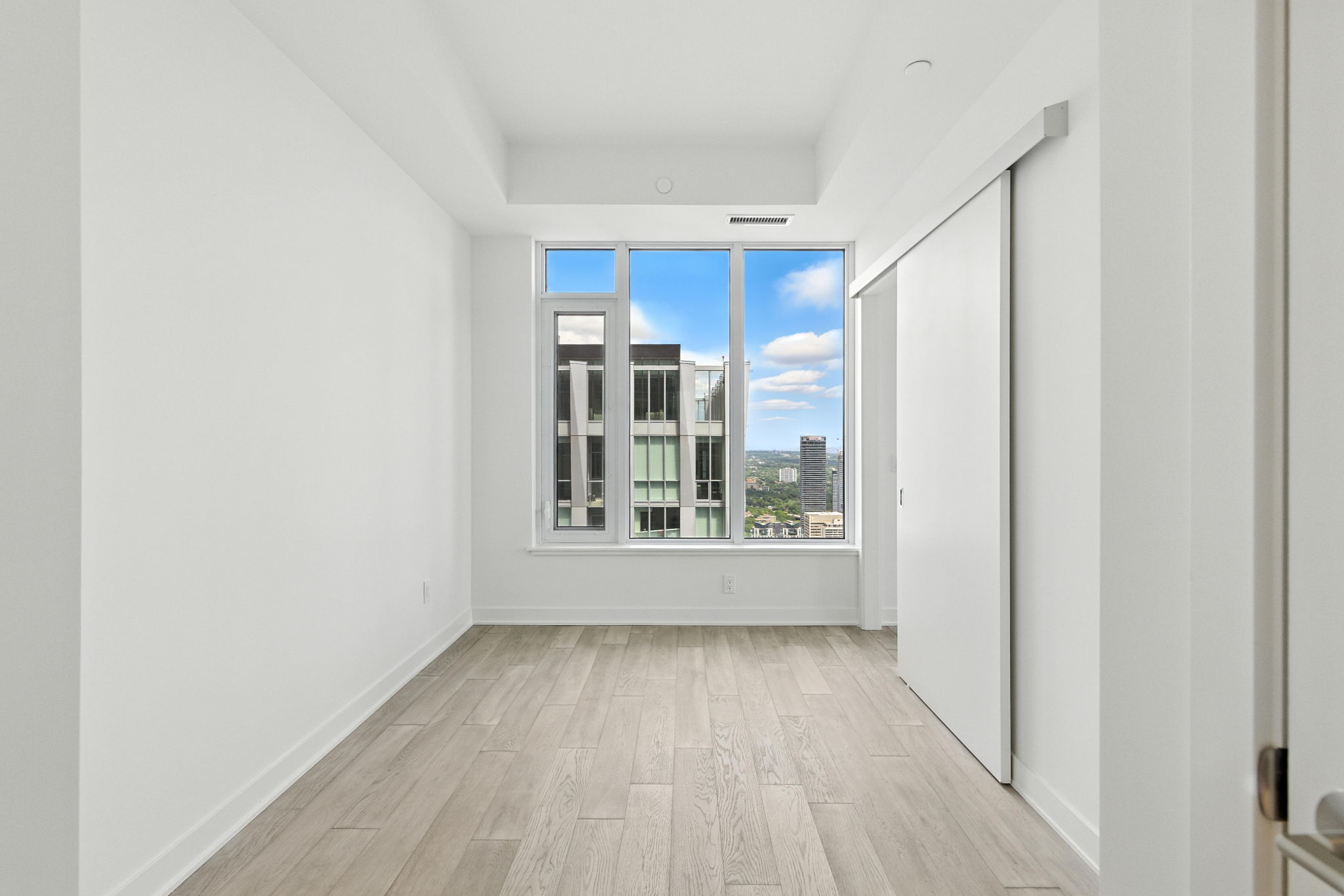 Toronto property showcase — delivered property photograph 13