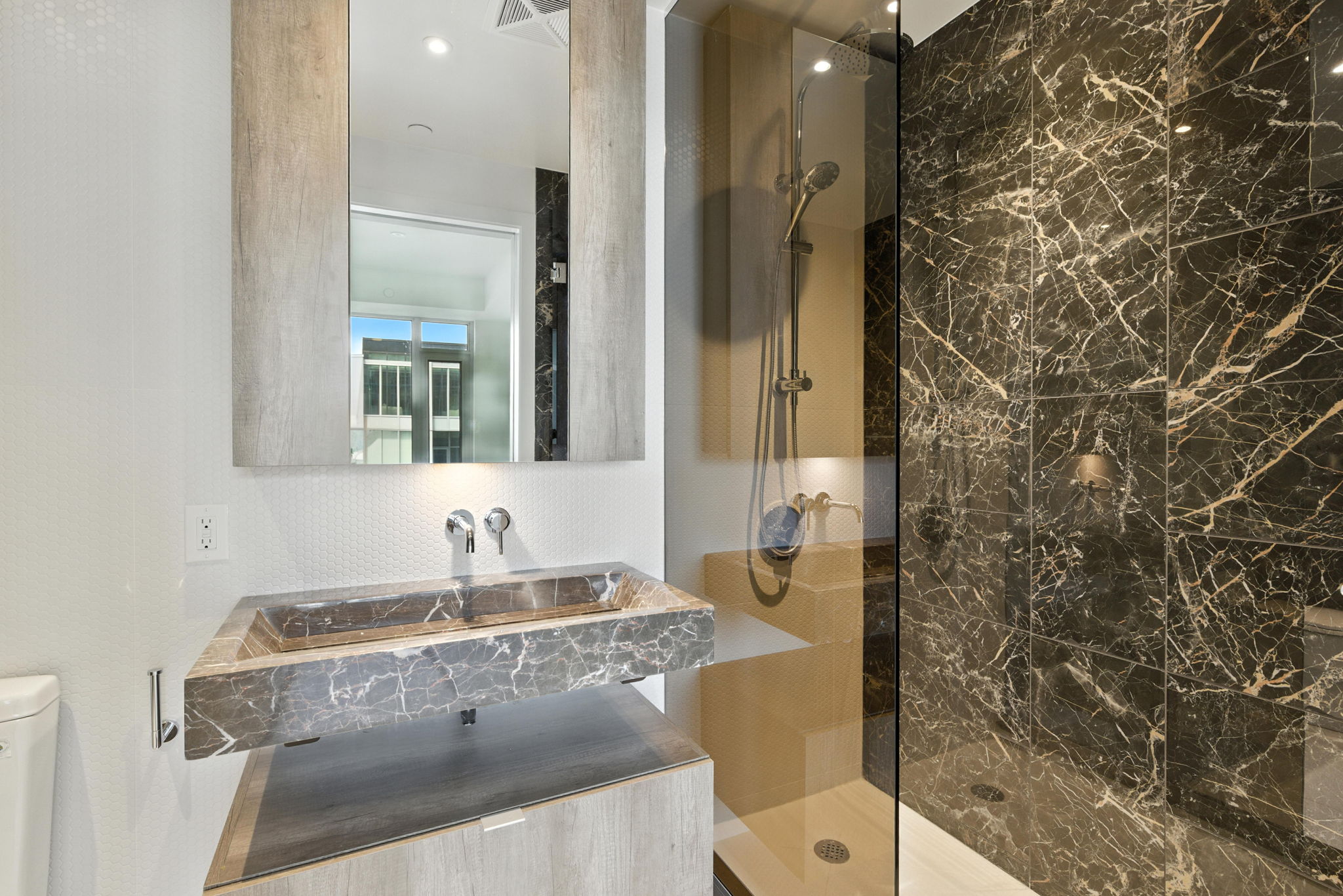 Toronto property showcase — delivered property photograph 14