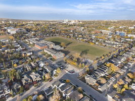  Photo 44