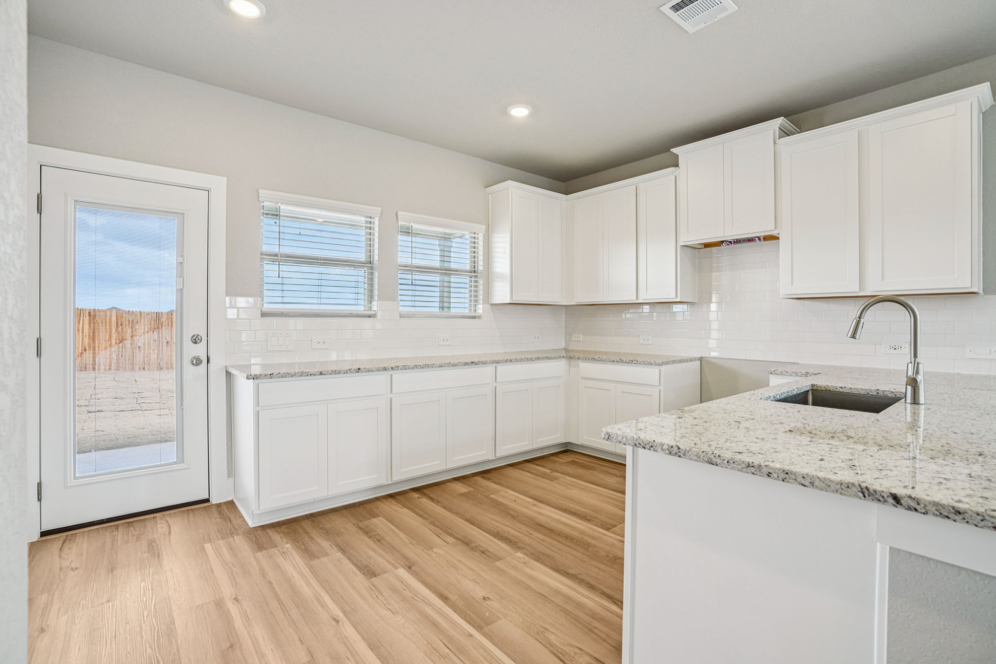 San Antonio - Legendary Trails - 110 Barton Point Schertz TX 78108 - 009