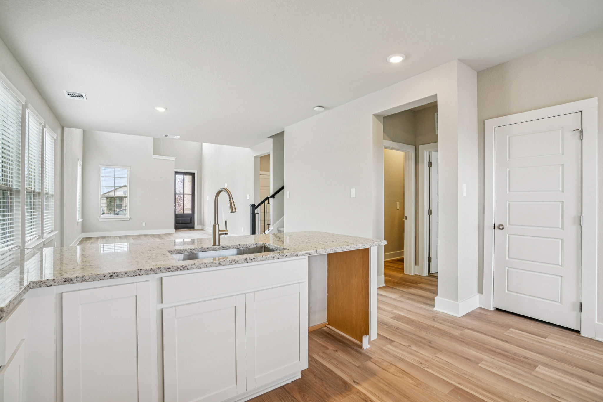 San Antonio - Legendary Trails - 110 Barton Point Schertz TX 78108 - 011