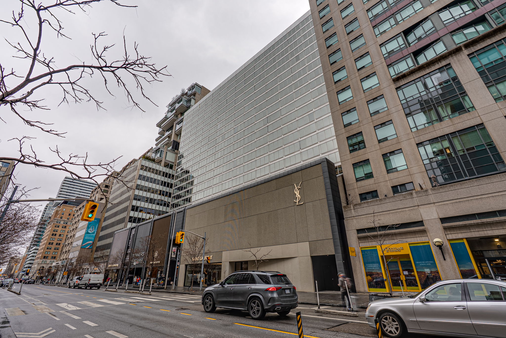 110 Bloor St W Suite 602 Toronto, ON M5S 2W7