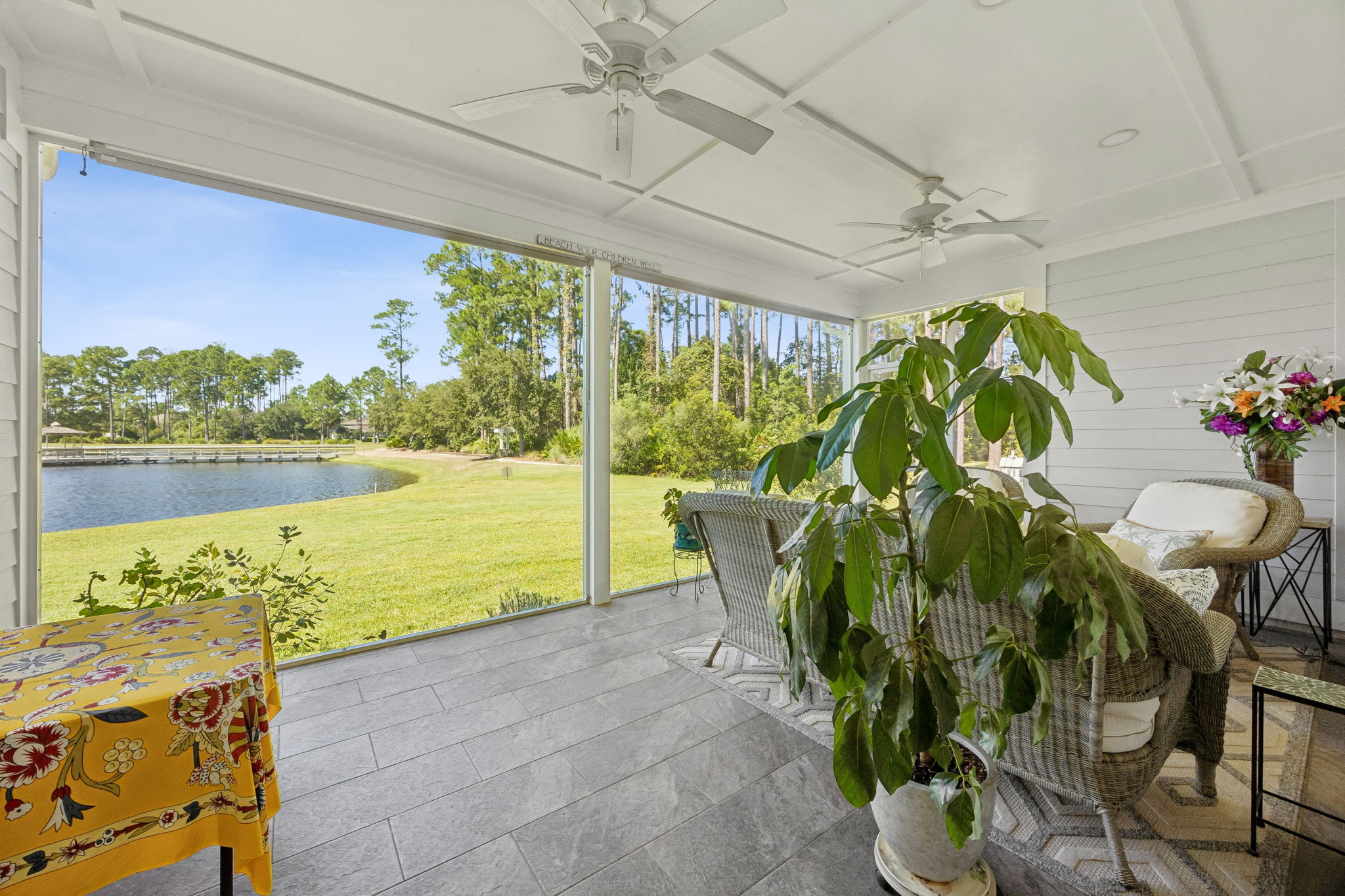 Screened-in Porch