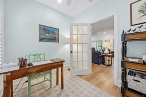 Bedroom/Office