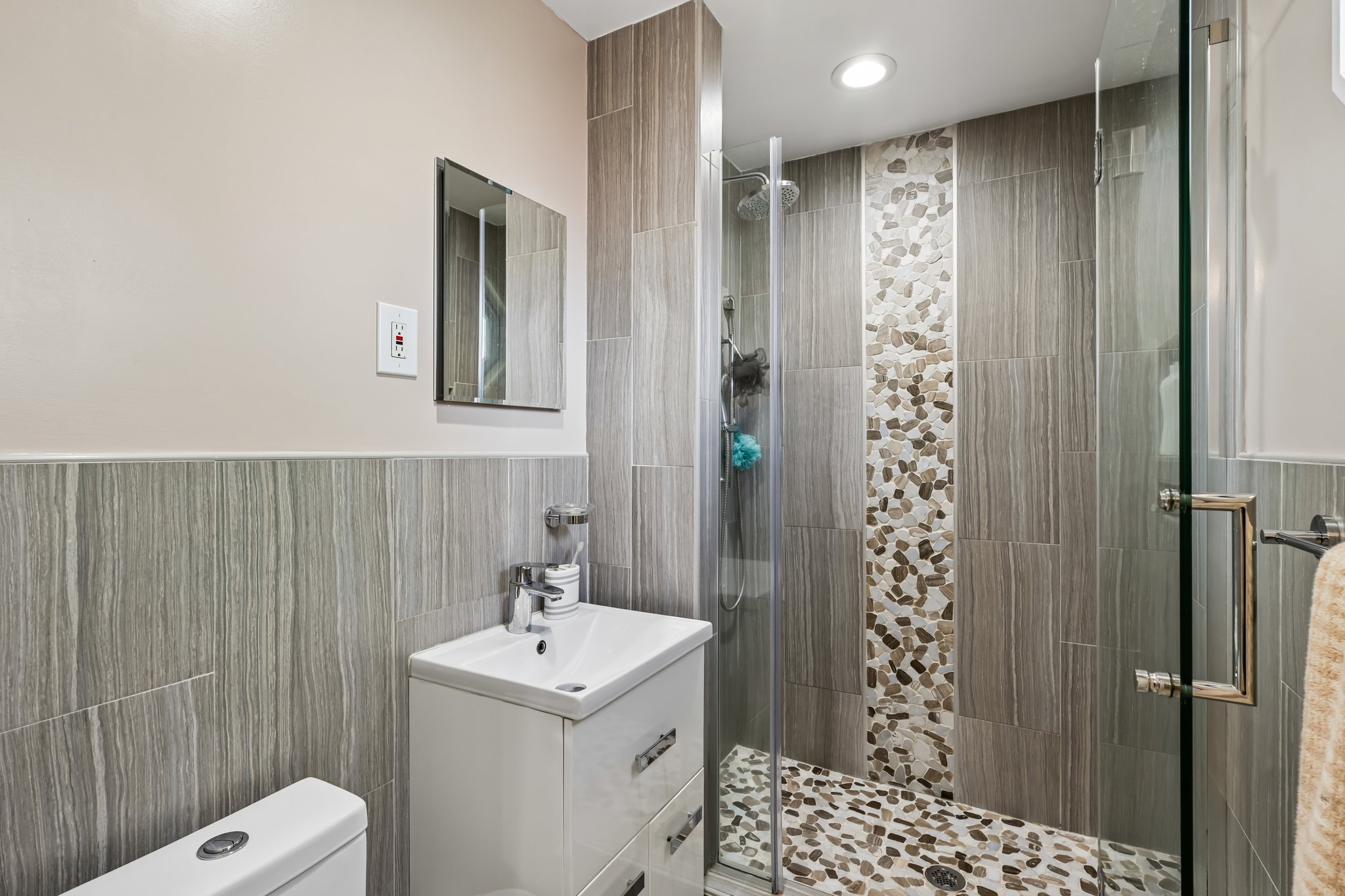 Byrd Ave-S2204-031.jpg