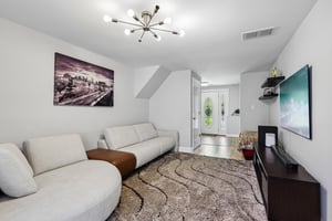 Byrd Ave-S2204-005.jpg