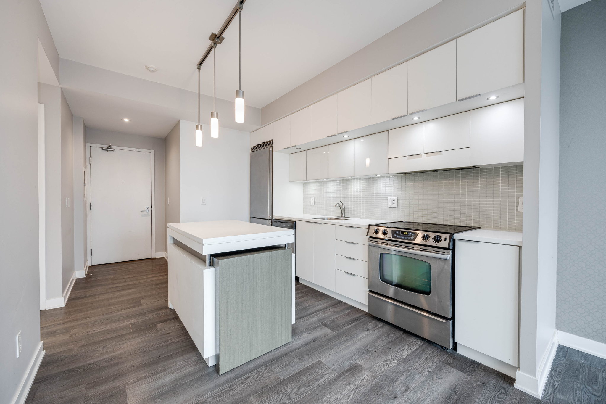 Toronto property showcase — delivered property photograph 5