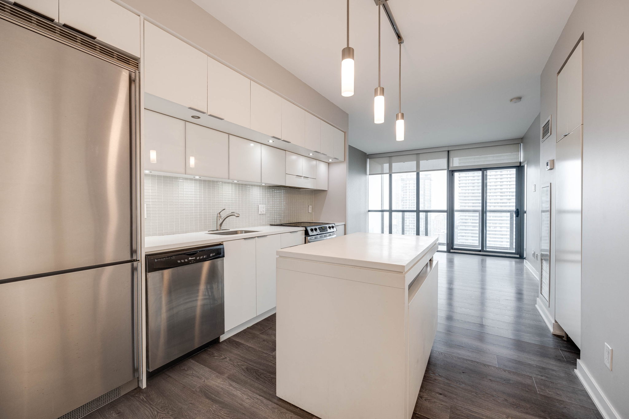 Toronto property showcase — delivered property photograph 3