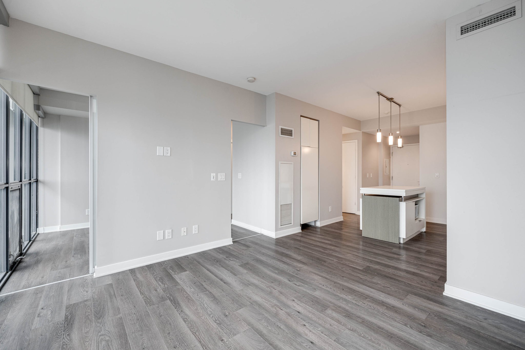 Toronto property showcase — delivered property photograph 14