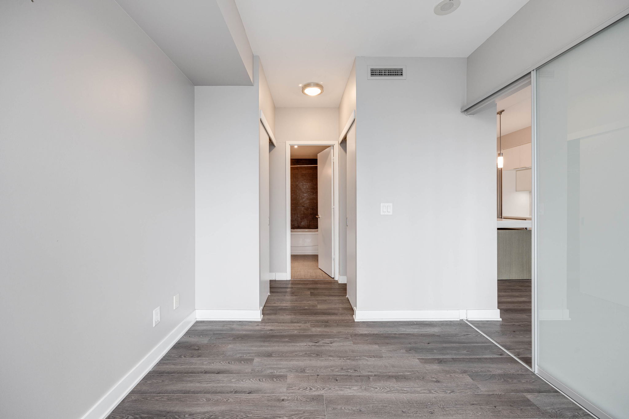 Toronto property showcase — delivered property photograph 20