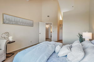 primary bedroom high ceilings