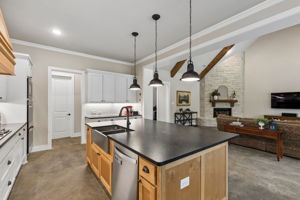 110Coolidge_016