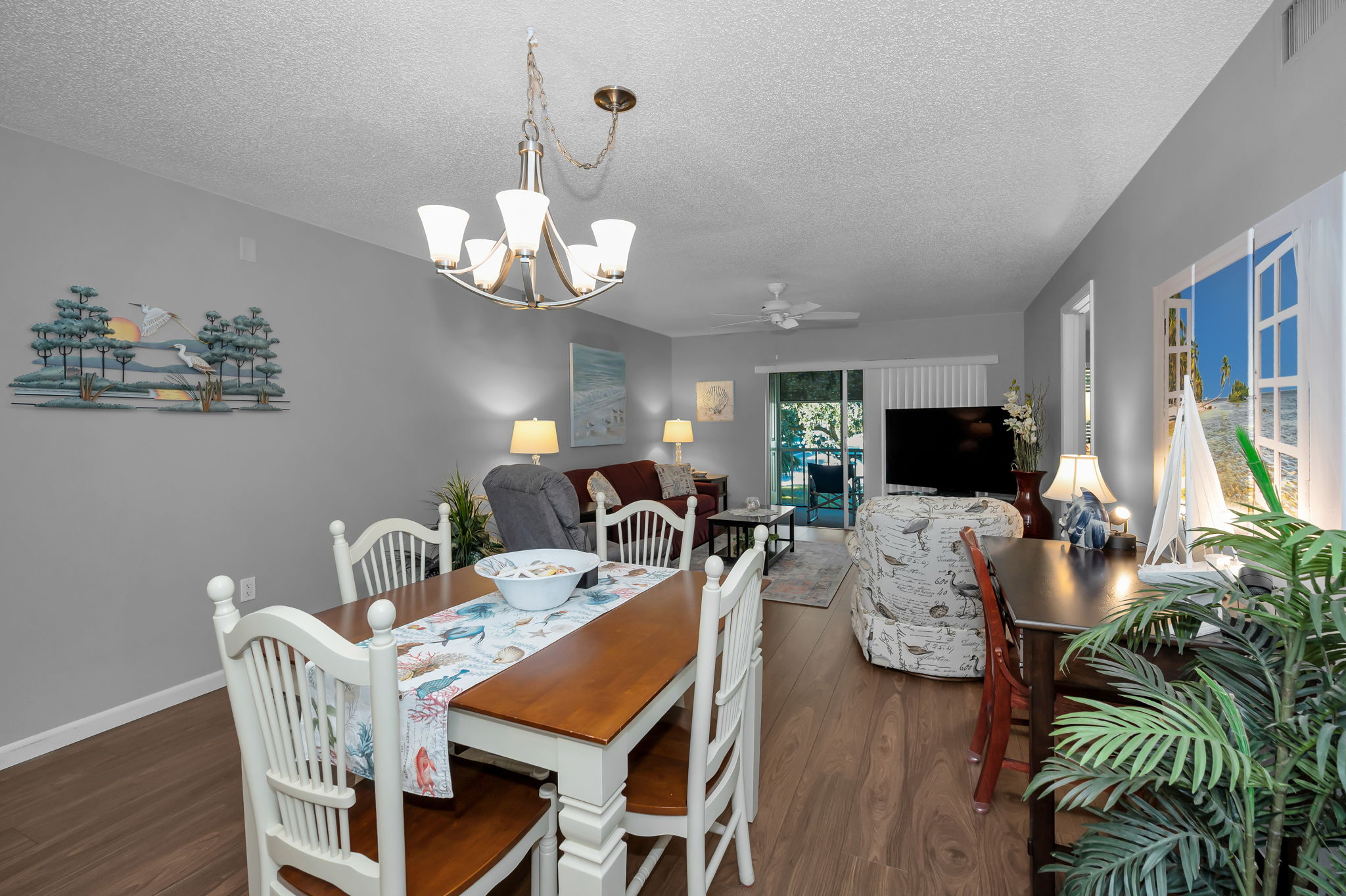 Dining Room4