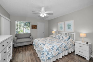 Primary Bedroom1a