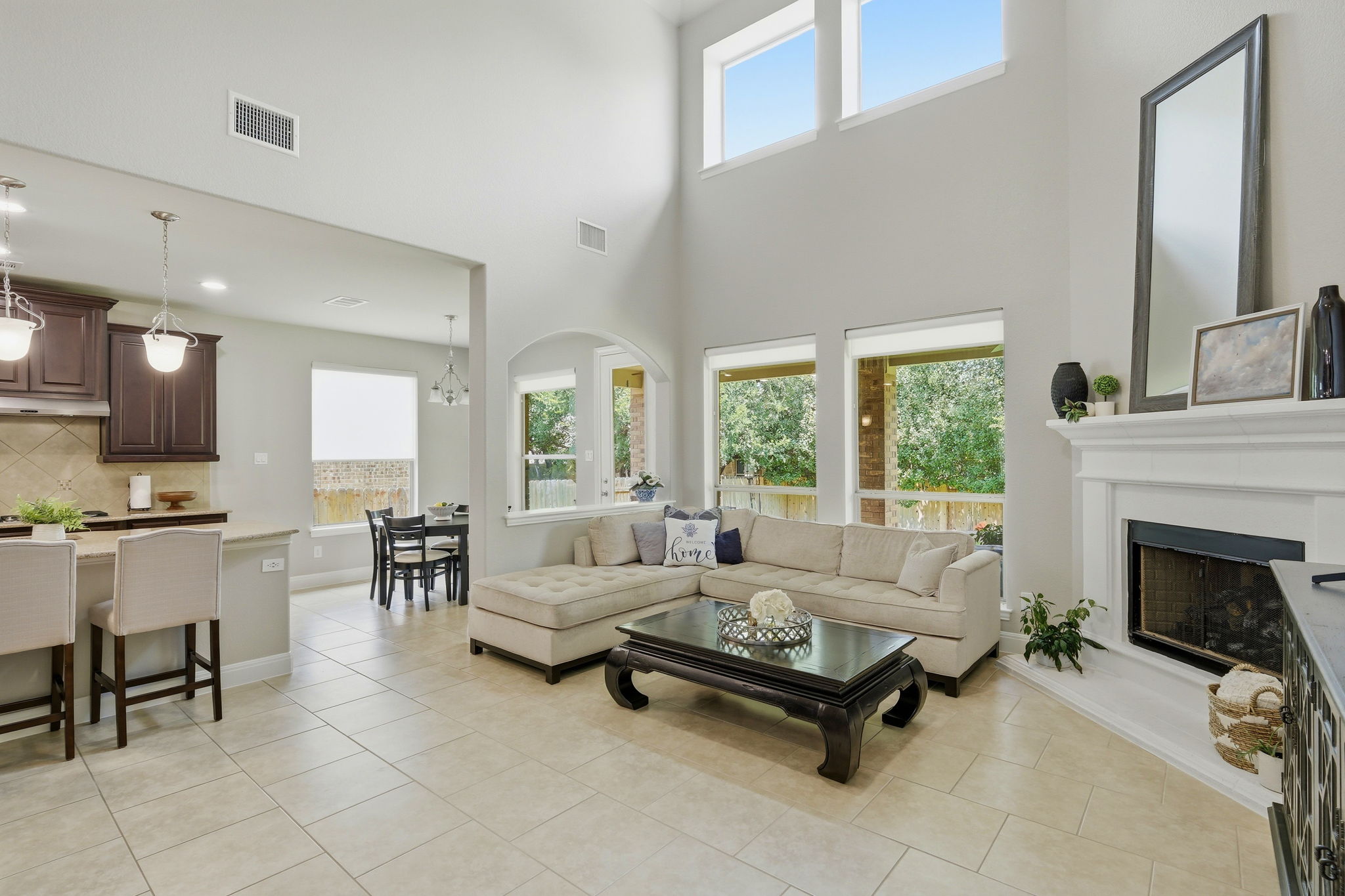 Living/Kitchen/Eating Area