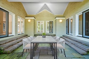 110Galloupes_008 virtually staged.jpeg