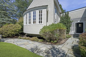  Photo 0