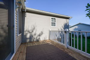 Photo 44