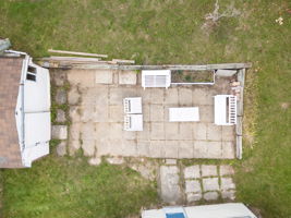  Photo 52