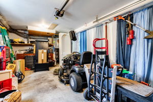  Photo 37