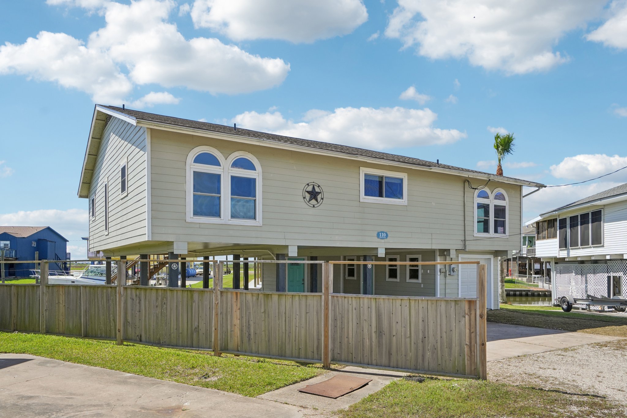 Mariner Ln-S2403-003.jpg