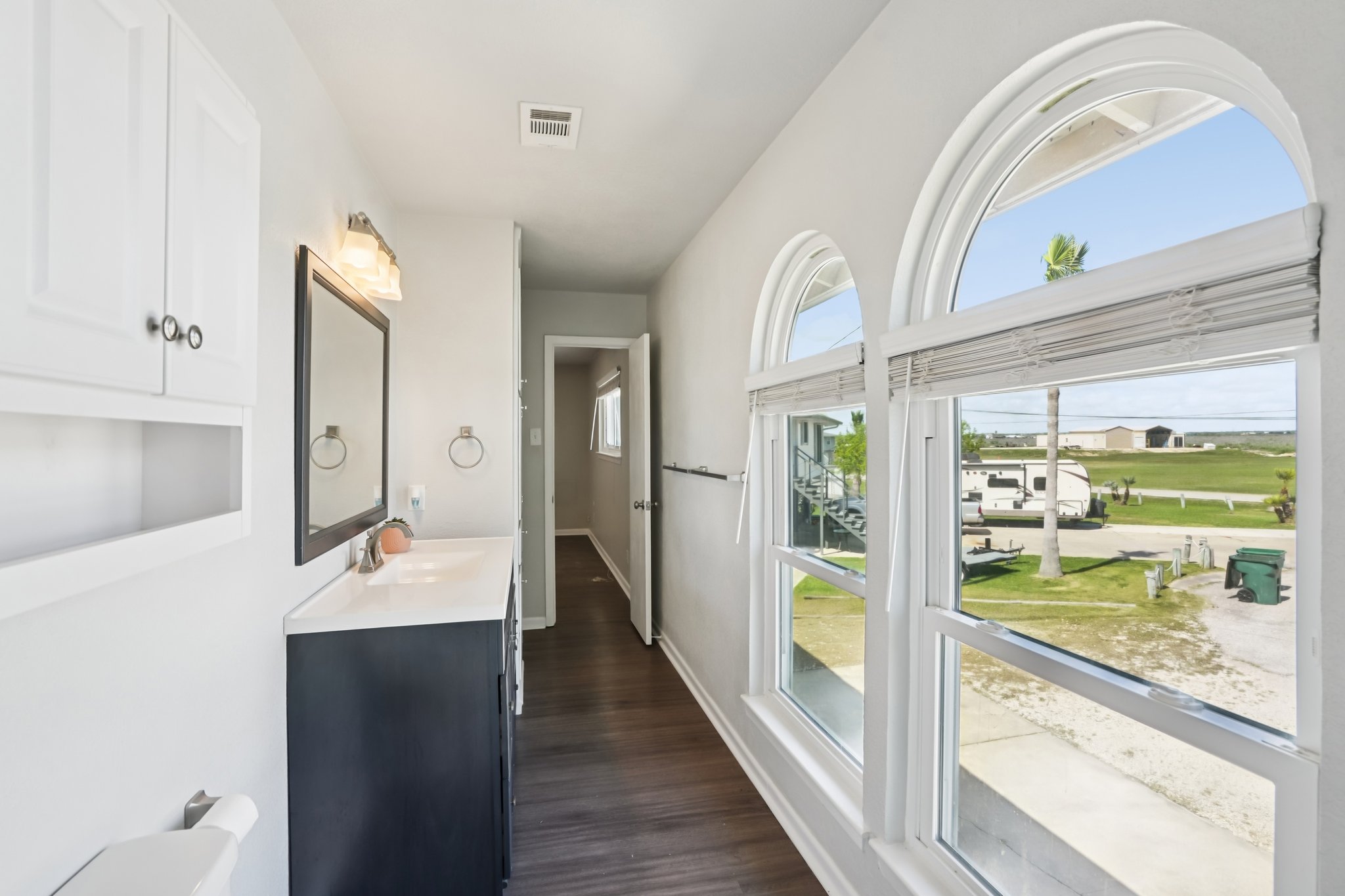 Mariner Ln-S2403-028.jpg