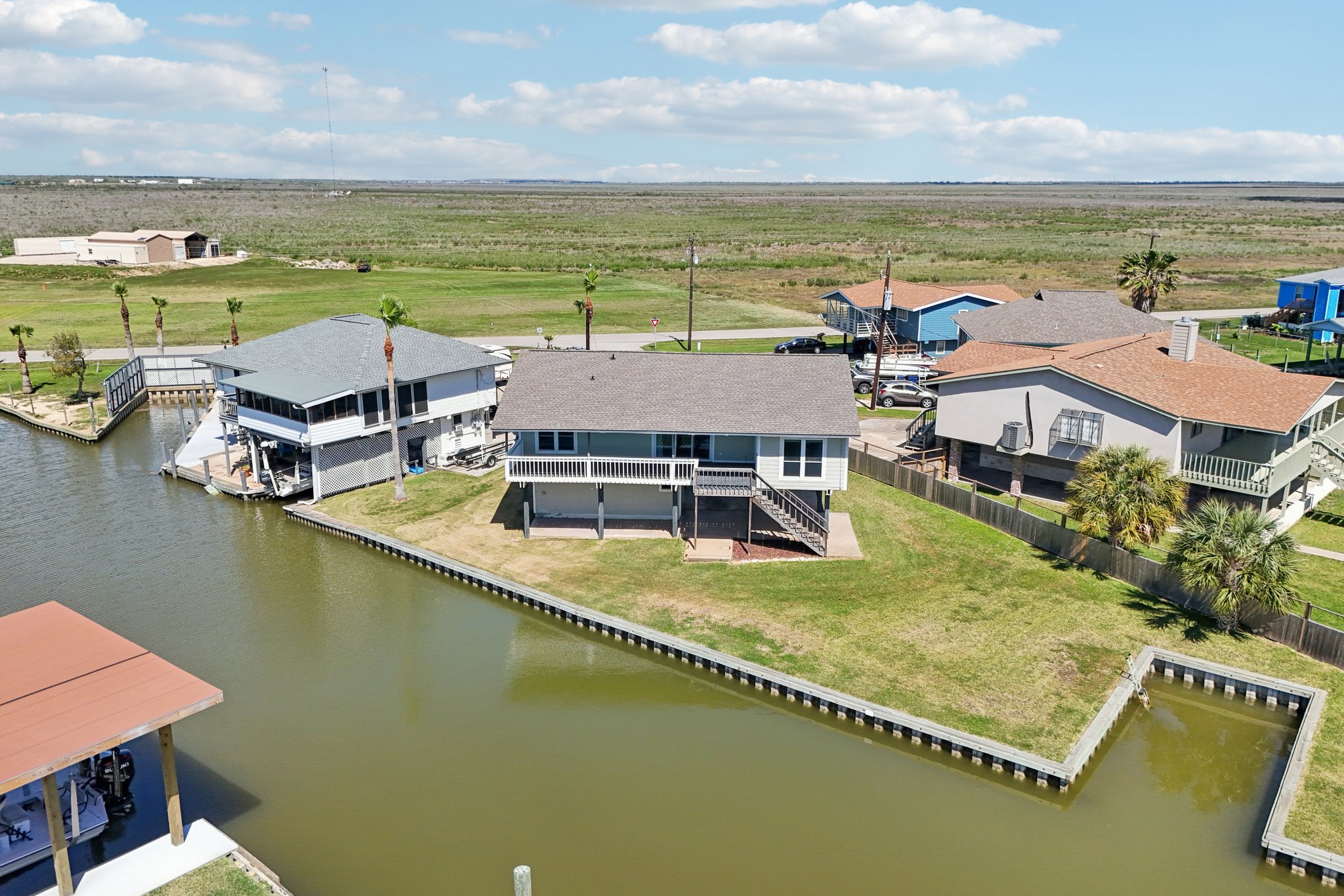 Mariner Ln-S2403-041.jpg