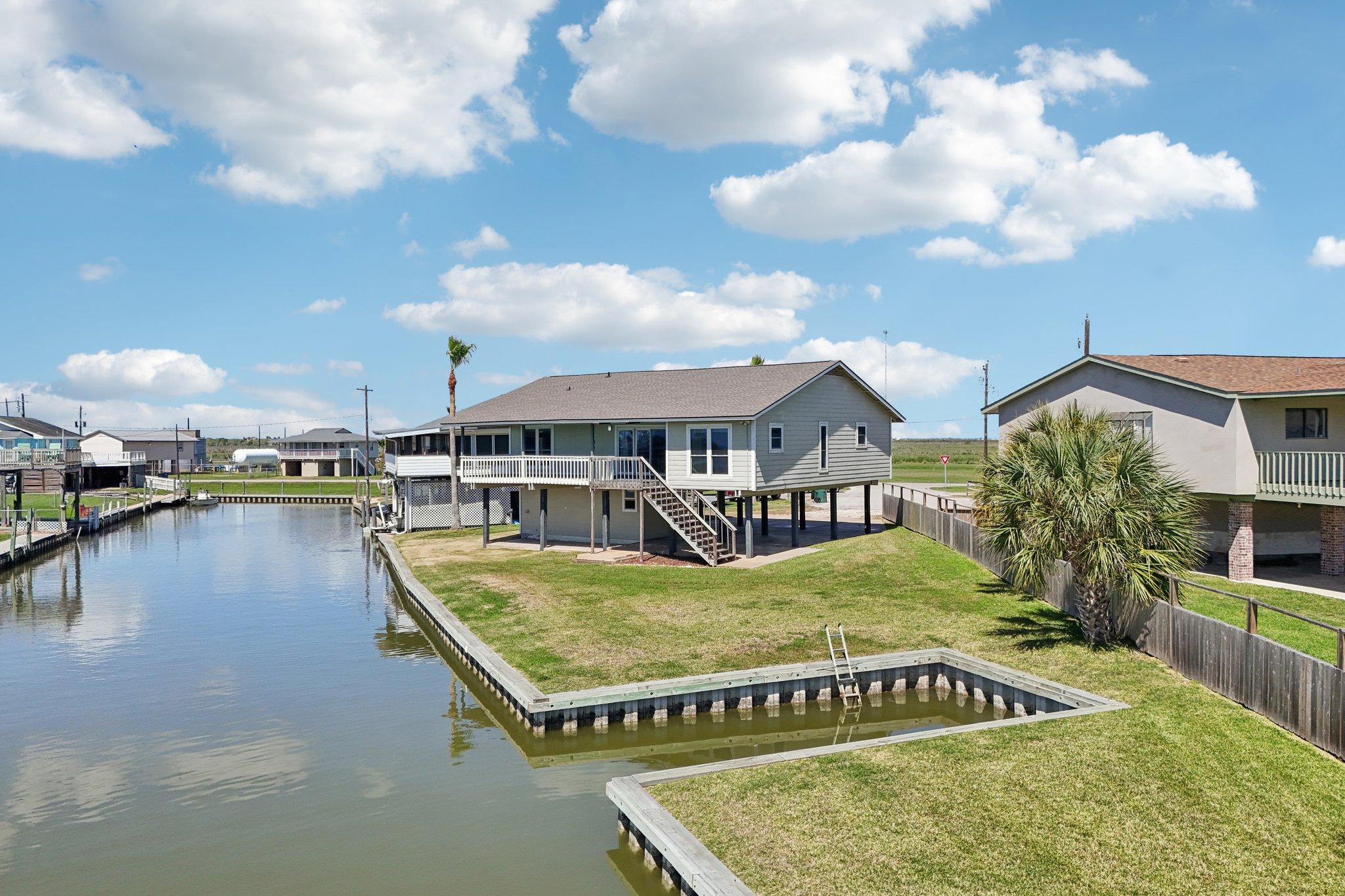 Mariner Ln-S2403-047.jpg