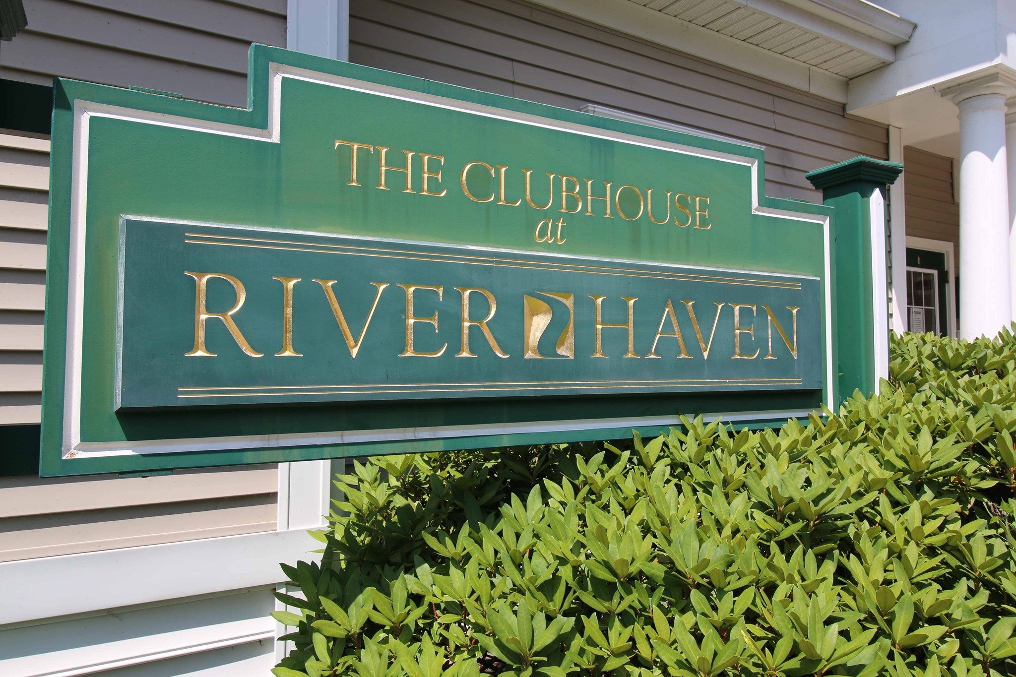 110 Mill St, Woonsocket, RI 02895, USA Photo 49