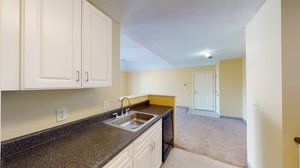 110 Mill St, Woonsocket, RI 02895, USA Photo 30