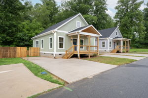  Photo 0
