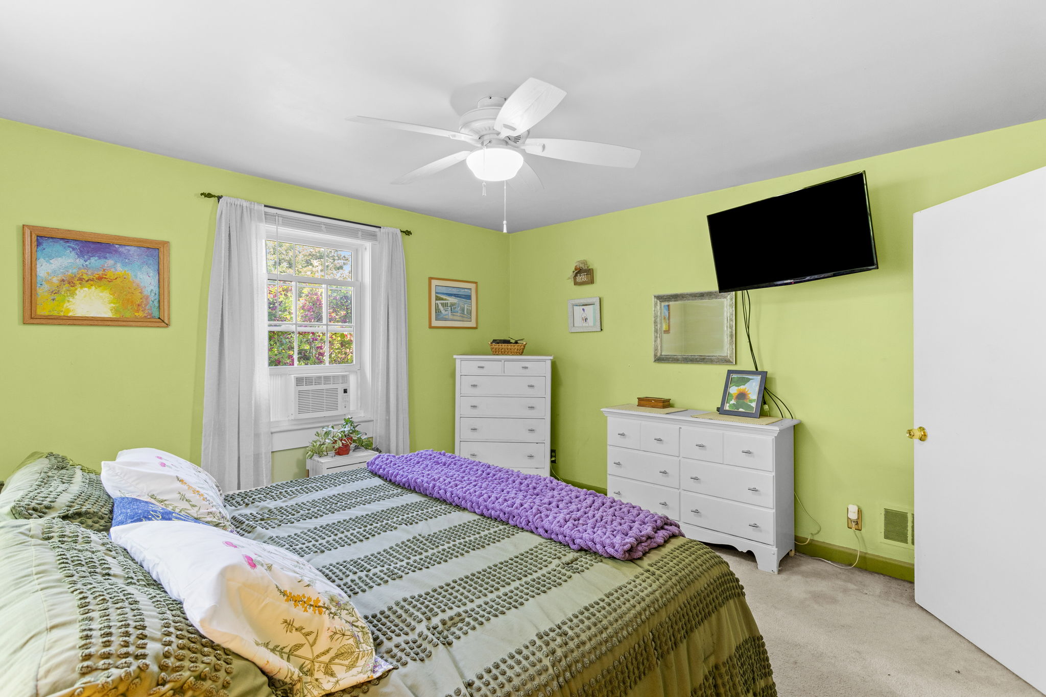  Photo 44